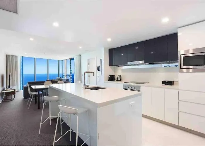 270° Panoramic Hilton Living