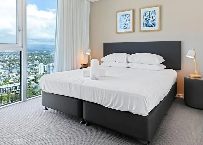 270° Panoramic Hilton Living